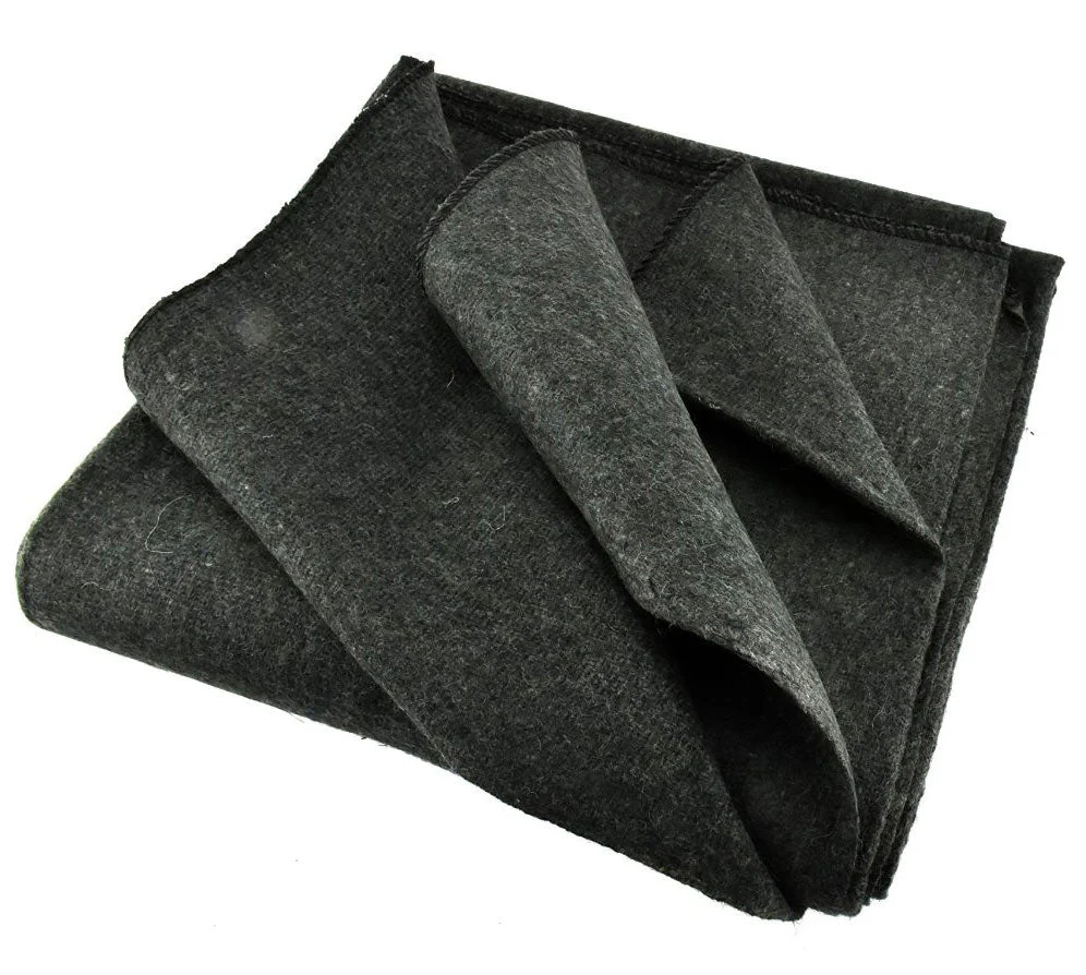 51"x 80"/2 Lbs Gray Wool Blanket (50% Wool) in a Zippered Bag - Camping, Hiking, Emergency Survival