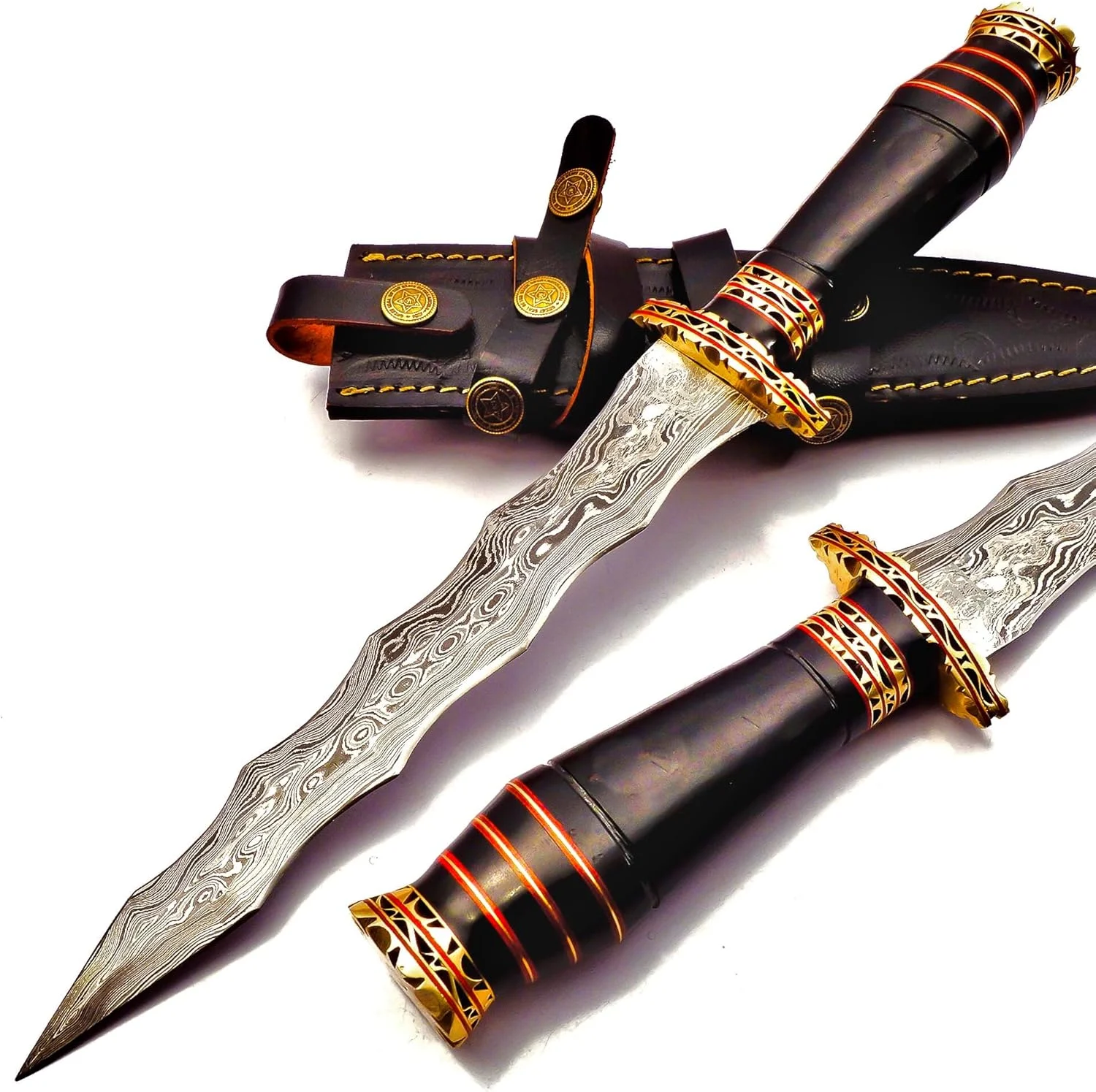 custom Hand Made Damascus Steel Collectible wavy dagger Knife Handle bull horn with Brass Inserts (Black)