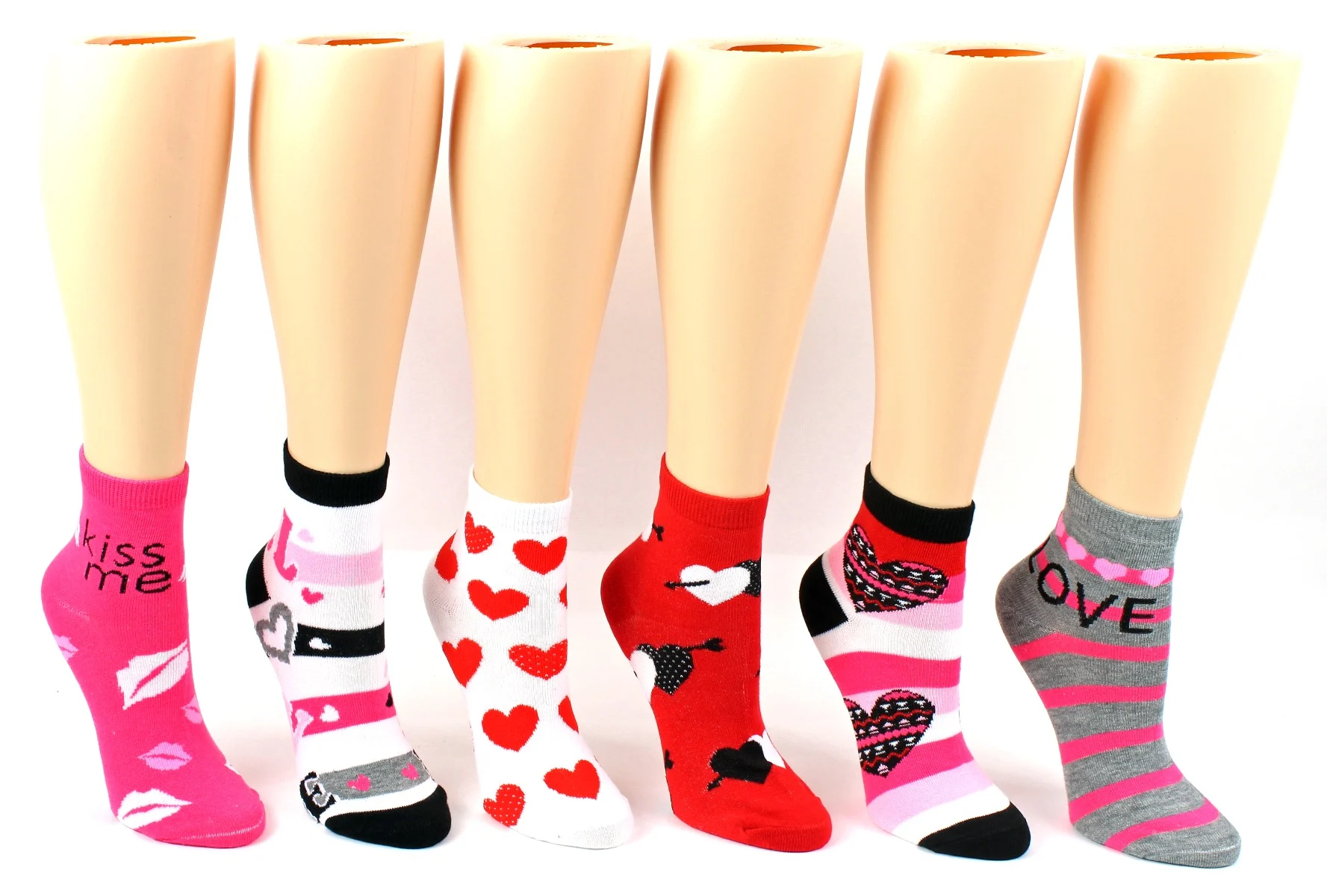 Women's Valentine's Day Ankle Socks - Size 9-11